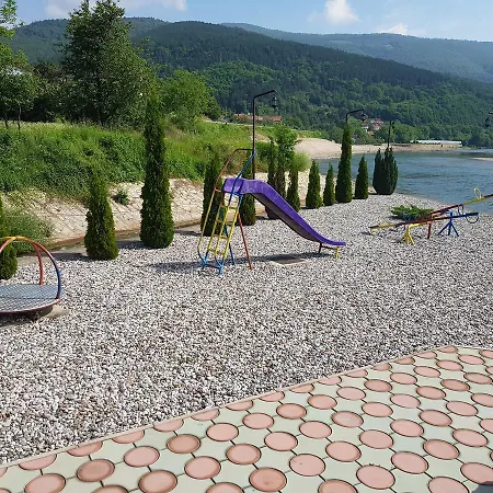 Pansion Basa Hotel Ustikolina