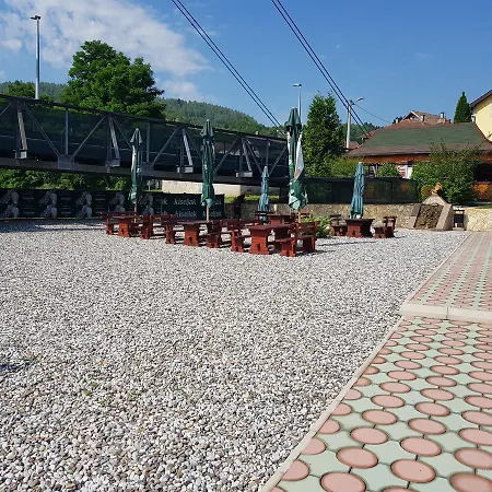 Pansion Basa Отель 3*