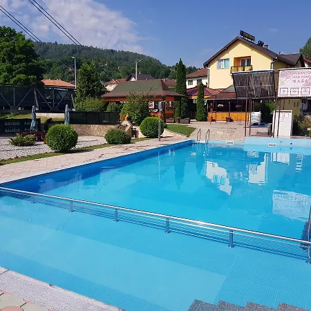 Hotel Pansion Basa 3*